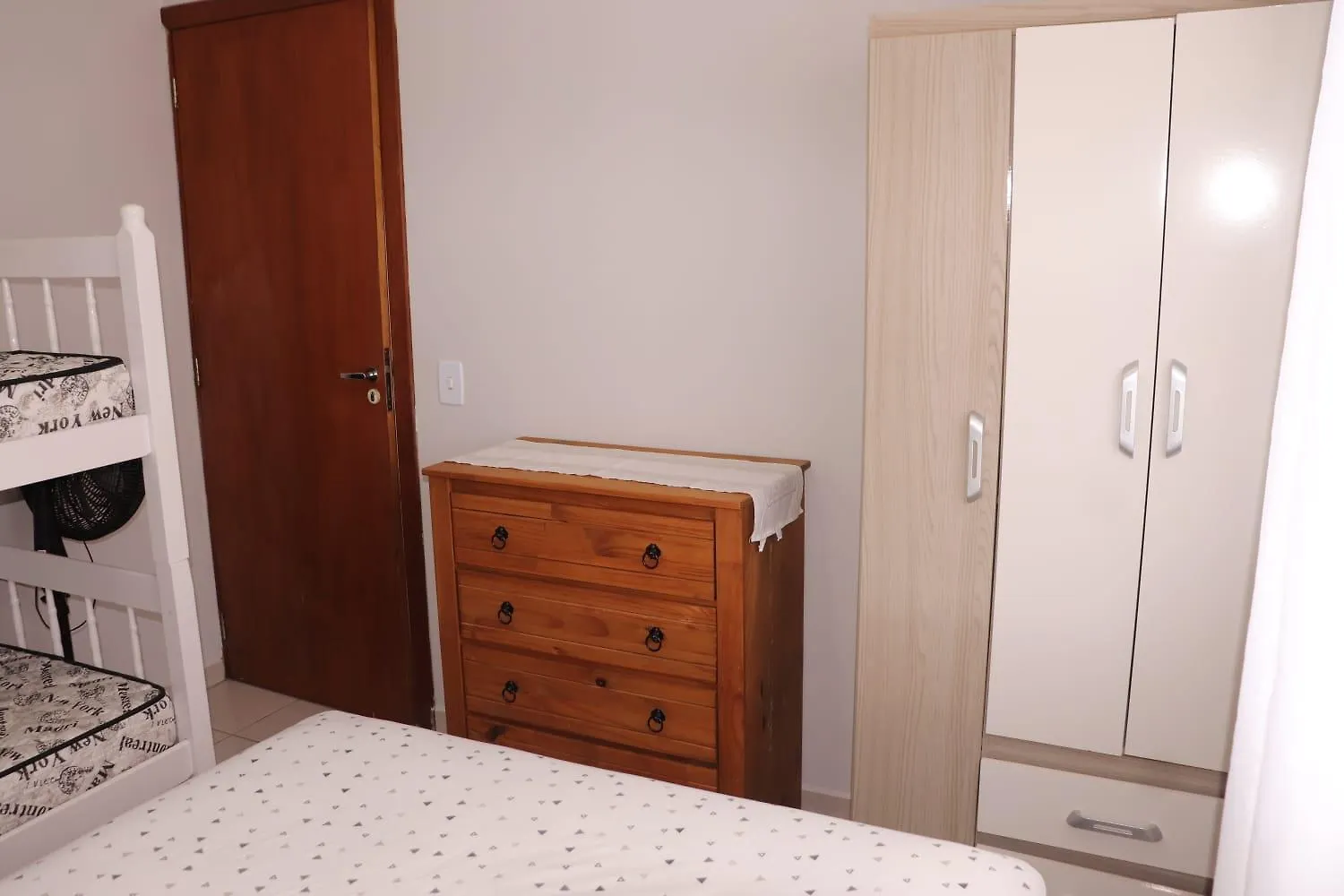 Enseada De Zimbros Residencial Apartamento Bombinhas 0*,
